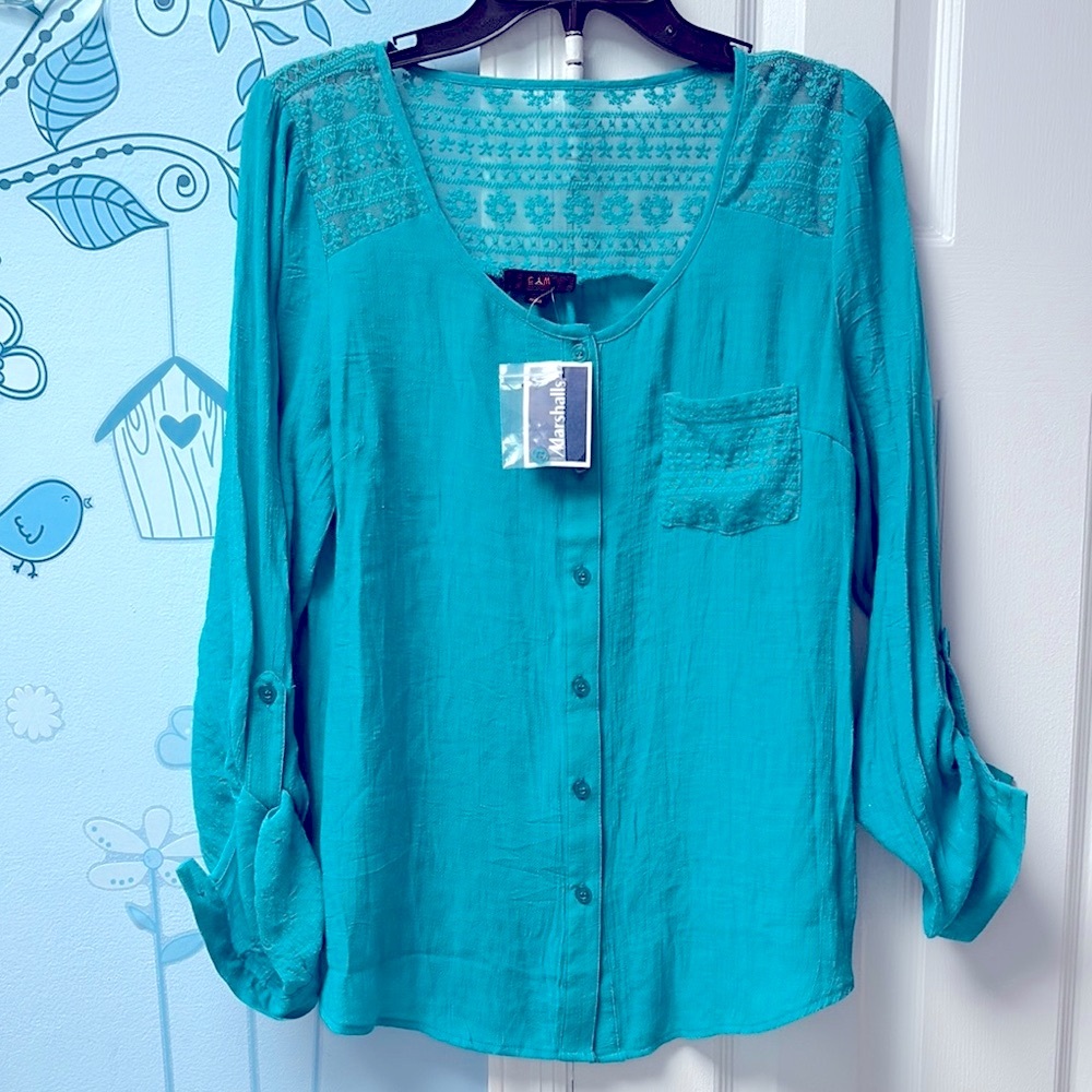 NWT E & M Turquoise Lace Embroidered Buttoned Long Sleeves Blouse Women's Size L